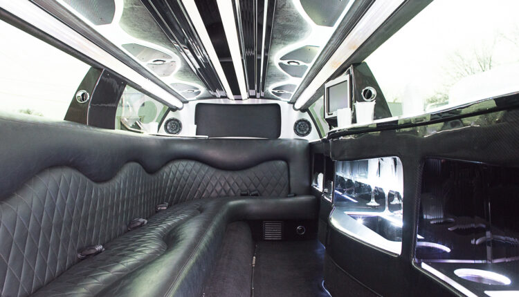 12 passenger Chrysler limousine
