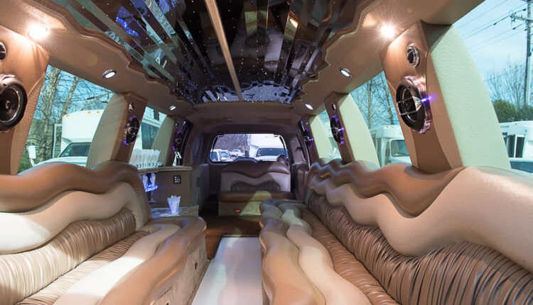 20 passenger Lincoln Navigator